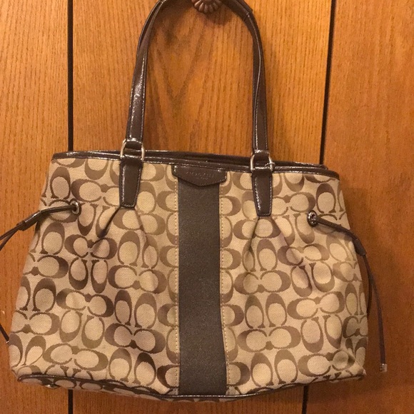 Coach Handbags - Coach purse